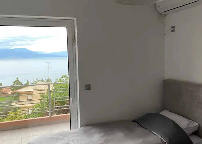 Sunrise Summit Aigeira